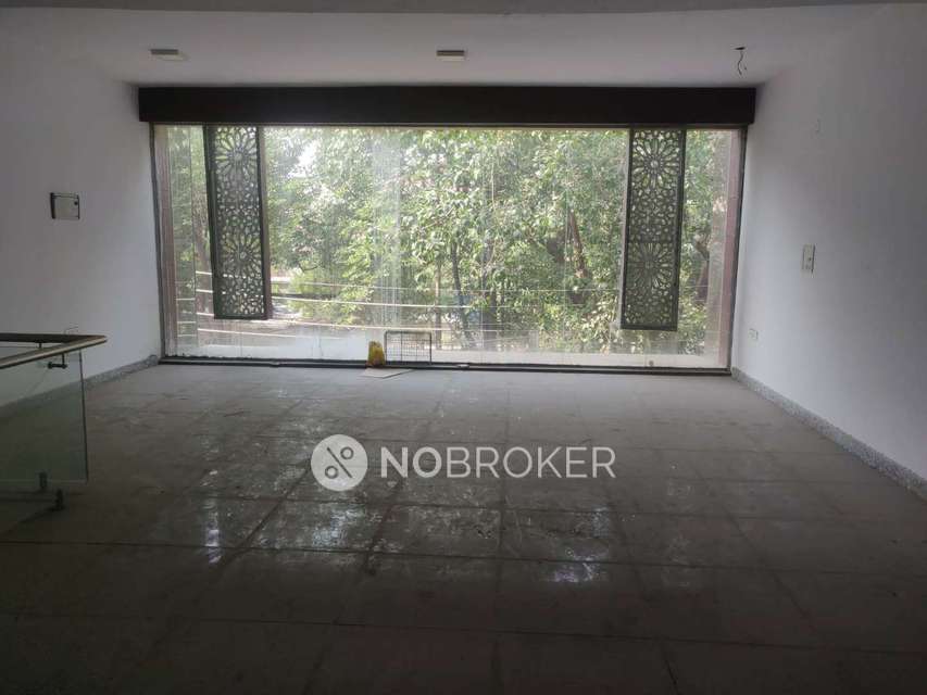 Co-Working  space in Indirapuram, Ghaziabad for sale 