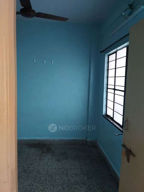 1 BHK Flat In Pralhad Apartment for Rent  In Shukrawar Peth