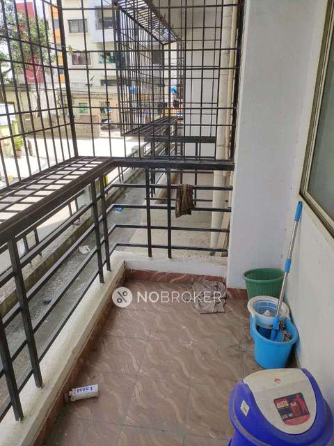 2 BHK Flat In Sai Flora Apartment For Sale  In Marathahalli