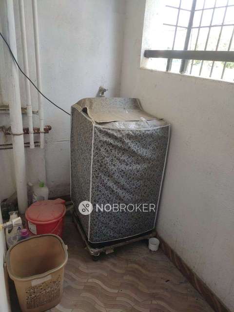 2 BHK Flat In Sai Flora Apartment For Sale  In Marathahalli