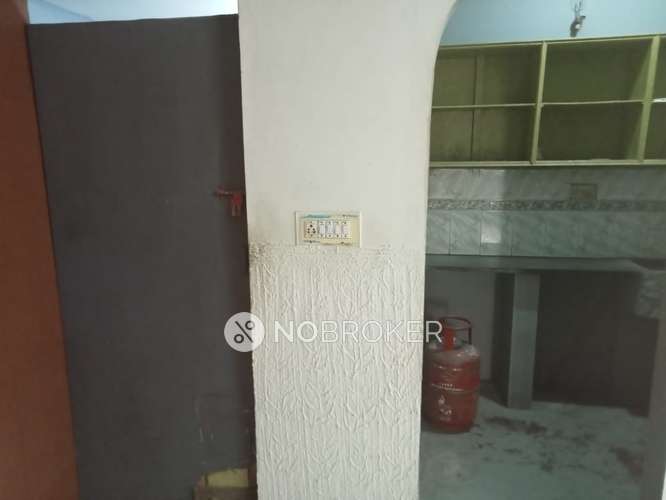 1 BHK House for Rent  In Super Chicken And Mutton