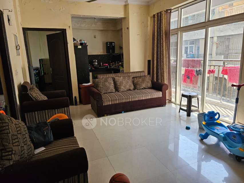2 BHK Flat In Paramount Orchid For Sale  In Crossings Republik