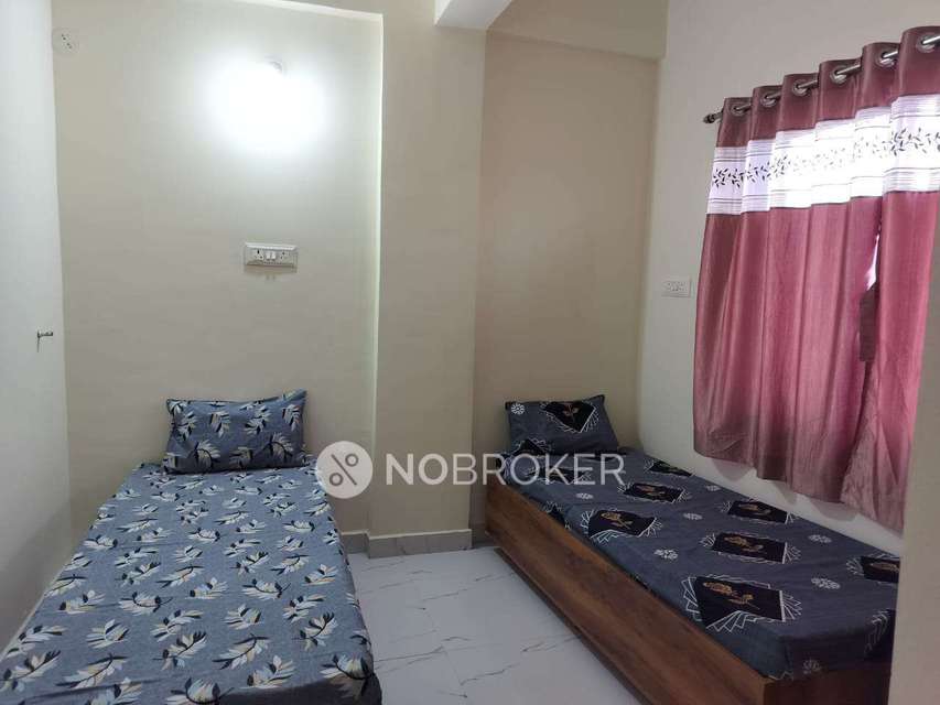 1 RK Flat In Standalone Building (cot Basis) for Rent  In Hinjewadi