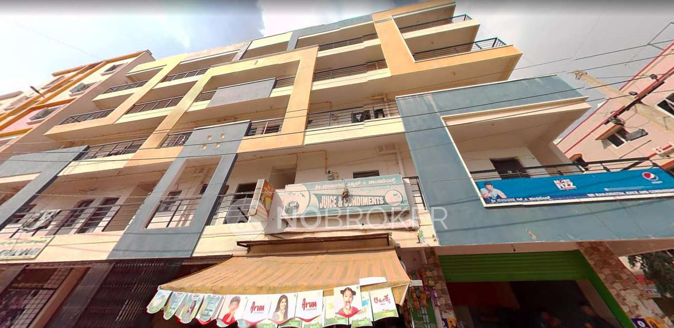 Shared Room for Male In 1 BHK  In Bomsandra