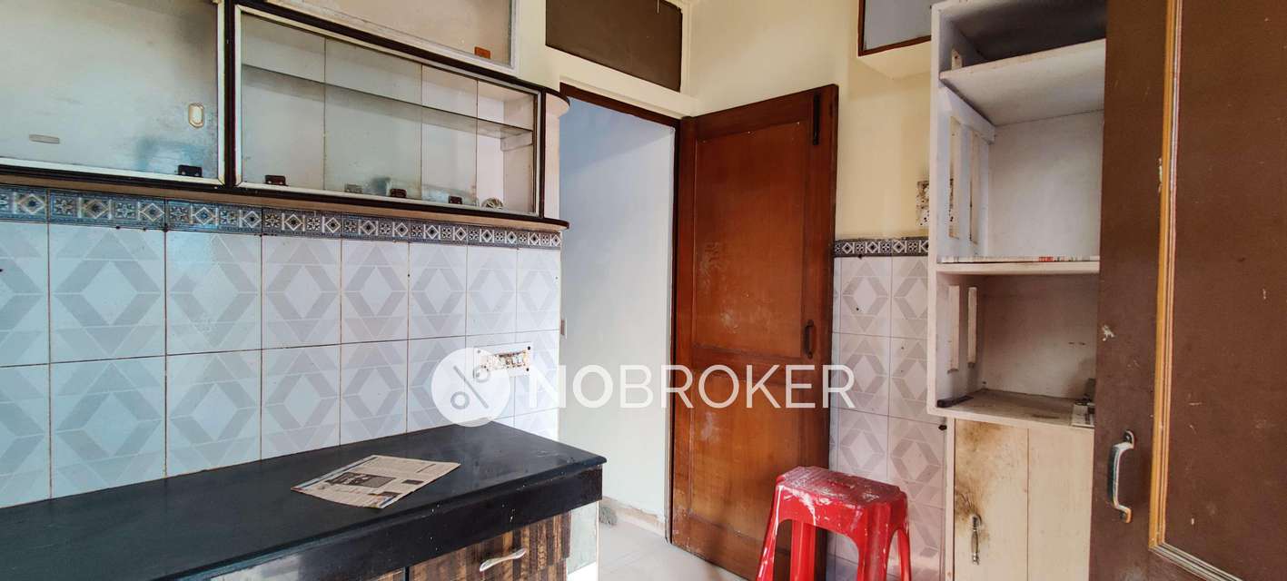 2 BHK Flat For Sale  In Paharganj