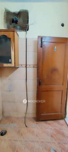 2 BHK Flat For Sale  In Paharganj