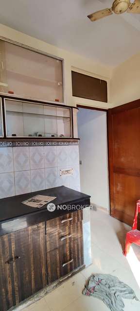 2 BHK Flat For Sale  In Paharganj