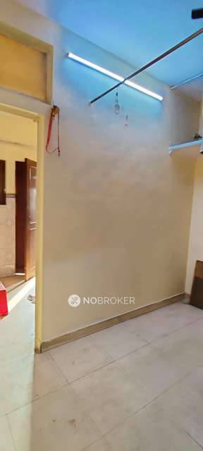 2 BHK Flat For Sale  In Paharganj