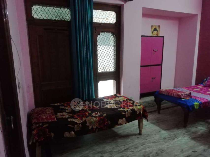 PG for Boys in Alpha I