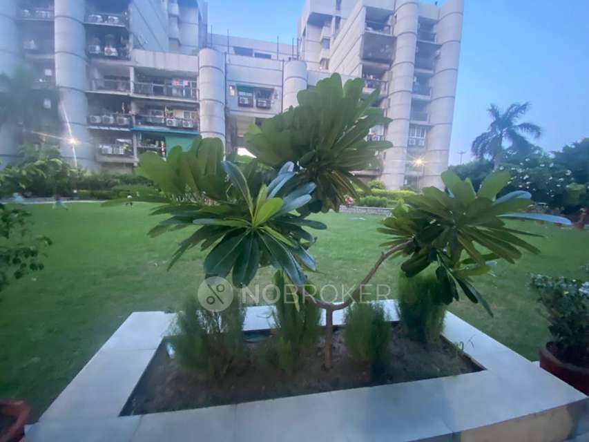 3 BHK Flat In Mahesh Apartments For Sale  In Vasundhara Enclave