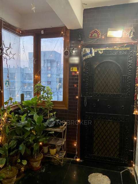 3 BHK Flat In Mahesh Apartments For Sale  In Vasundhara Enclave