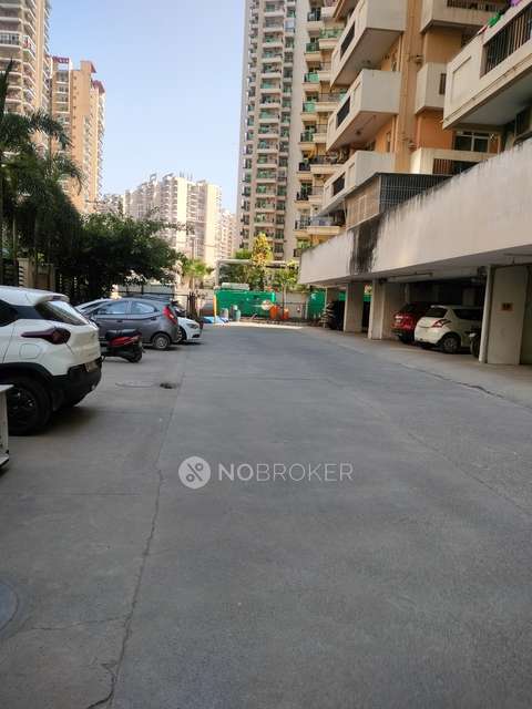 3 BHK Flat In Galaxy Royale For Sale  In Gaur City 2 