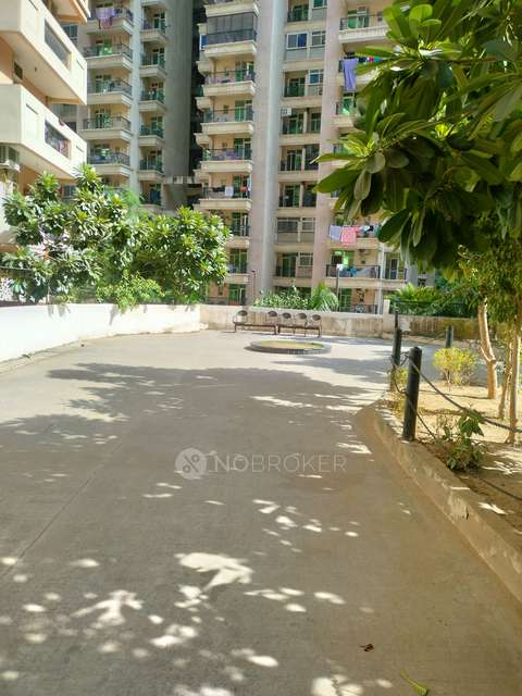 3 BHK Flat In Galaxy Royale For Sale  In Gaur City 2 