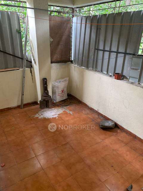 1 BHK Flat In Mathoshree Arcade For Sale  In  Kasba Peth, 