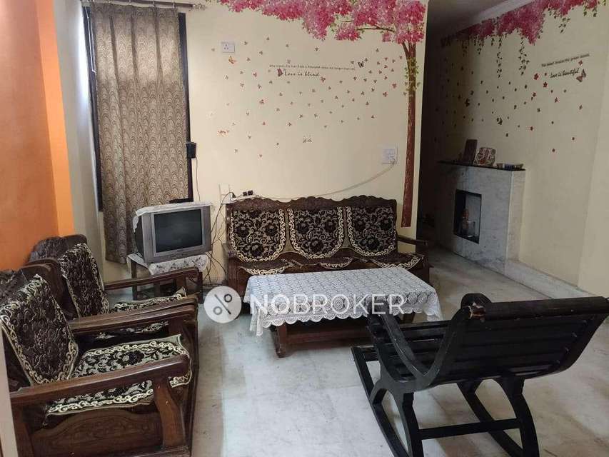 2 BHK Flat In Standalone Building  For Sale  In Mahavir Enclave