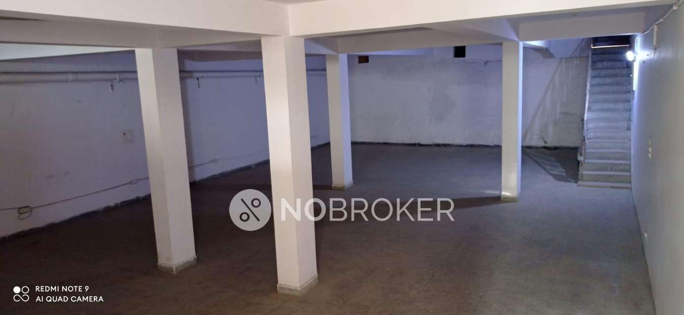 4 BHK Flat For Sale  In Sector 28