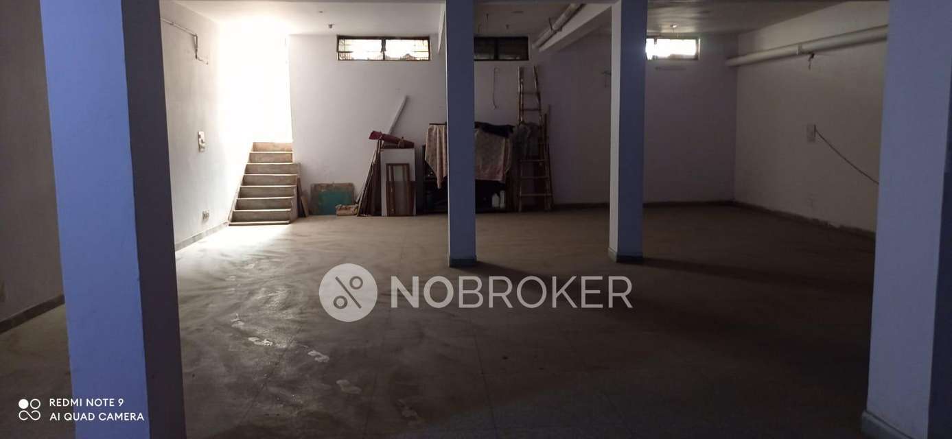 4 BHK Flat For Sale  In Sector 28