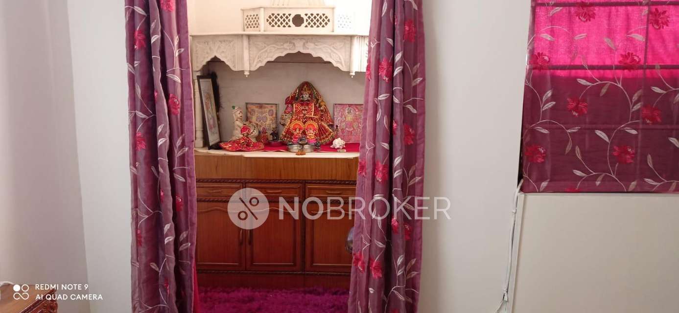 4 BHK Flat For Sale  In Sector 28