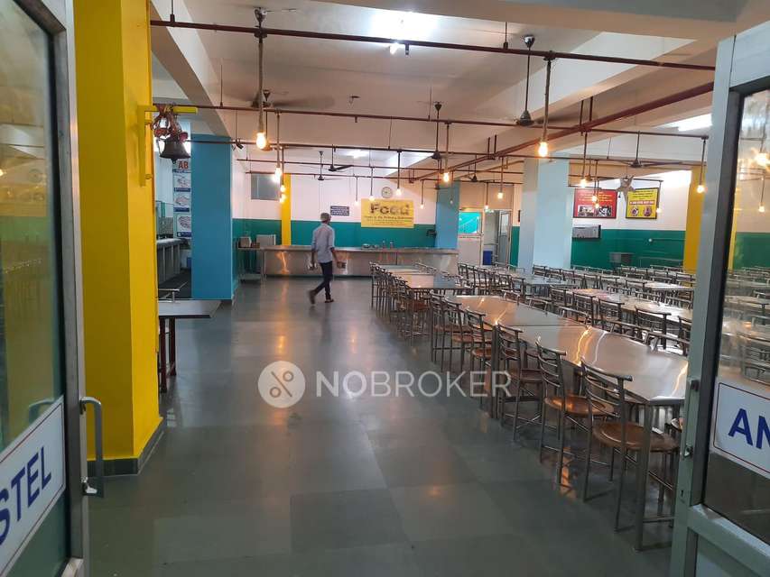 PG for Girls in Knowledge Park Ii