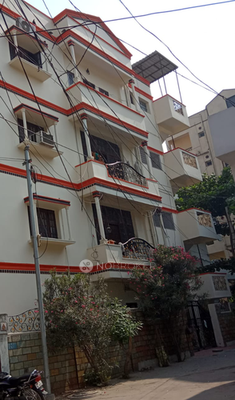 4+ BHK Flat In Standalone Building  For Sale  In Old Bowenpally