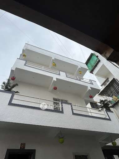 PG for Girls in Alandi