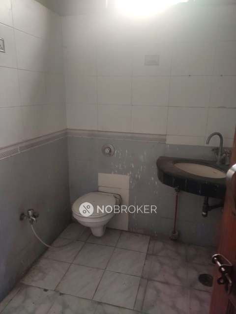 3 BHK Flat In Ansal Garden Enclave For Sale  In Govind Puram