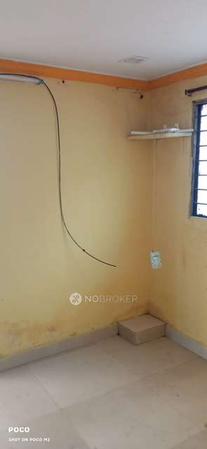 2 BHK Flat In Standalone Building  for Rent  In  Adikmet