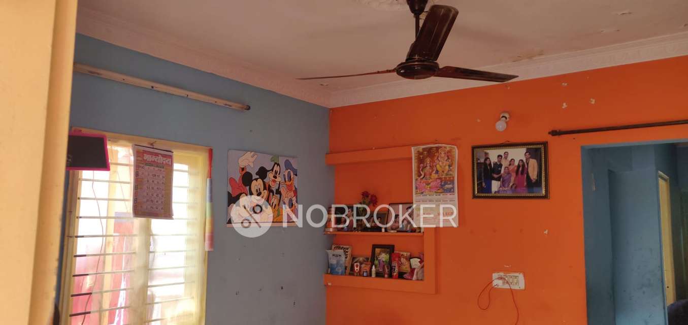 2 BHK Flat In Standalone Building  for Lease  In Indiranagar