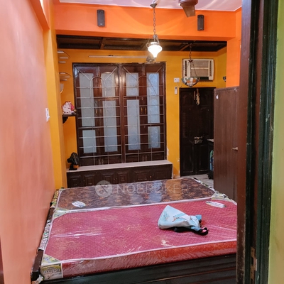 1 BHK Flat In Geeta Bhavan,  for Rent  In  Cumballa Hill