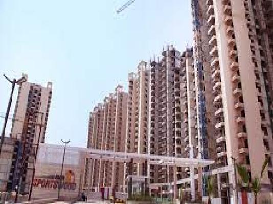 3 BHK Flat In Gaur Sportswood For Sale  In Sector 79