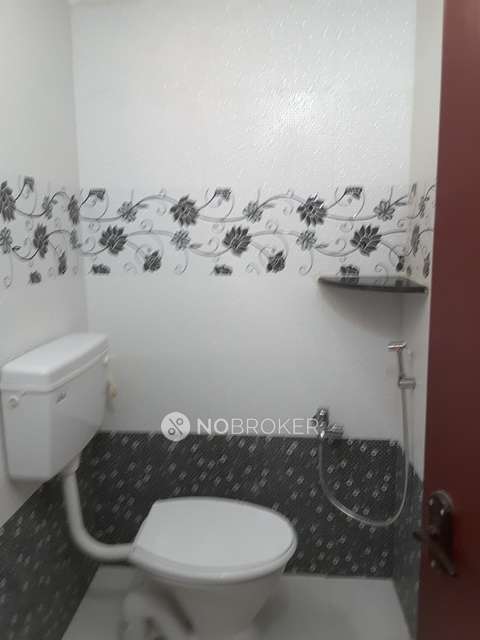 2 BHK Flat In Sb For Sale  In Srinagar Colony