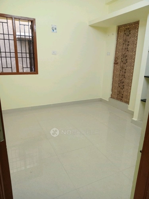 2 BHK Flat In Stand Alone for Rent  In Palavakkam