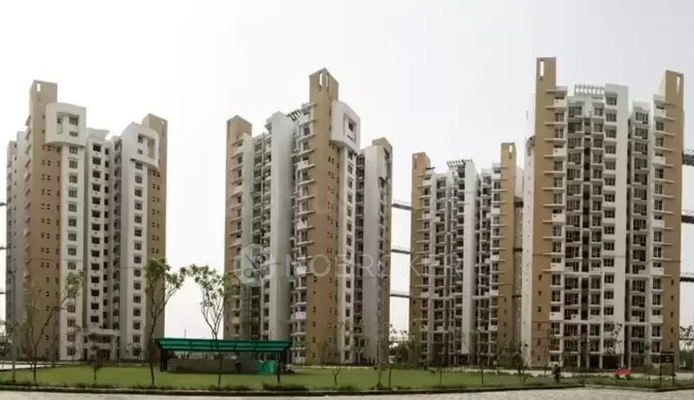 1 BHK Flat In Logix Blossoms Zest For Sale  In Sector 143