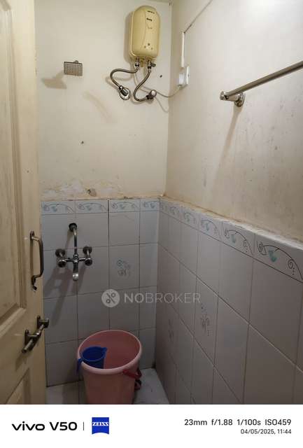 1 BHK Flat In Mountain Breeze Society For Sale  In Powai,