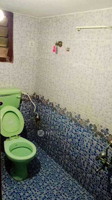 PG for Girls in Karapakkam