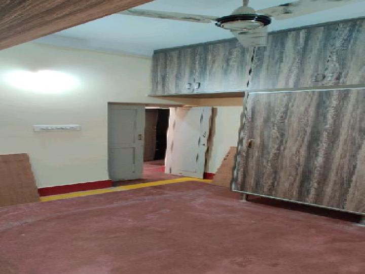 Independent House Ulsoor Rent WITHOUT BROKERAGE Semifurnished 3 BHK Rental Flat in