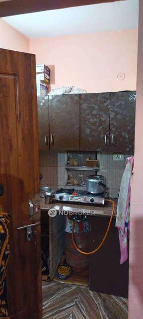 1 BHK Flat In Sri Ram Complex For Sale  In  Samaypur