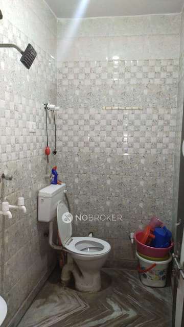 2 BHK Flat In Sri Ram Complex For Sale  In  Samaypur