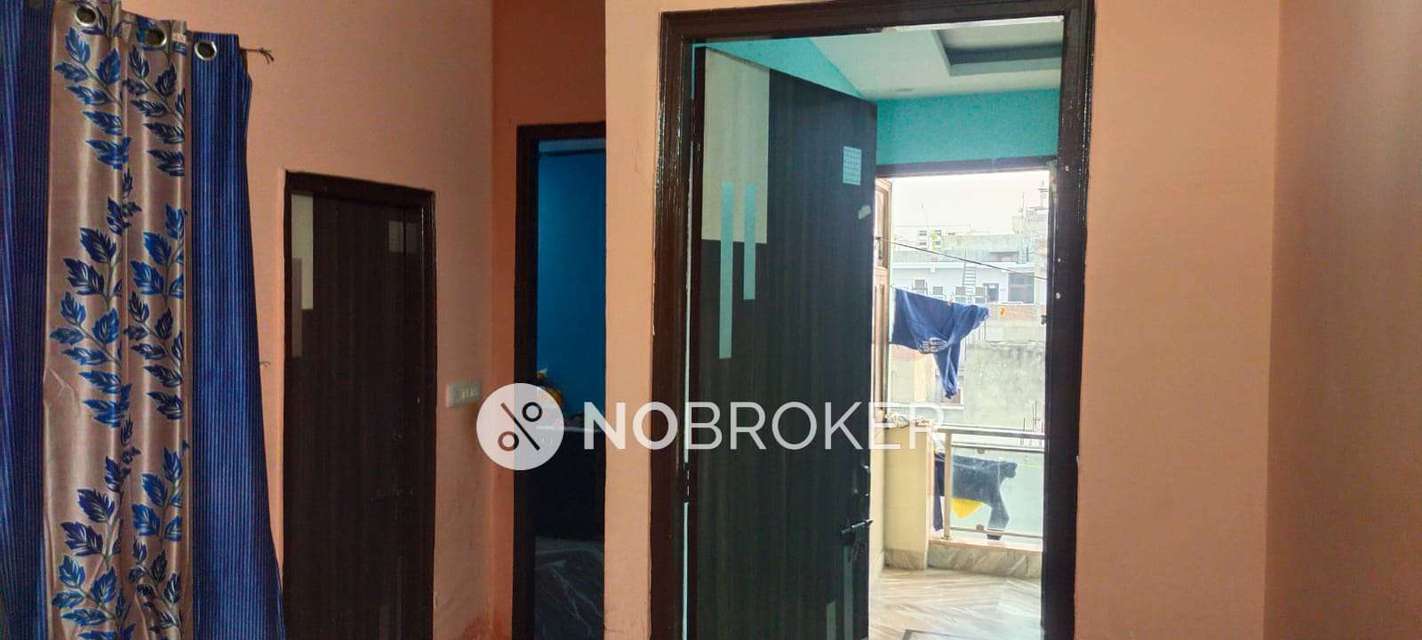 2 BHK Flat In Sri Ram Complex For Sale  In  Samaypur