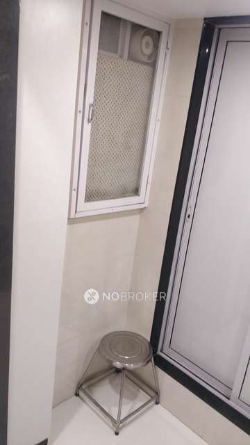 2 BHK Flat In Est Chs For Sale  In Mulund West