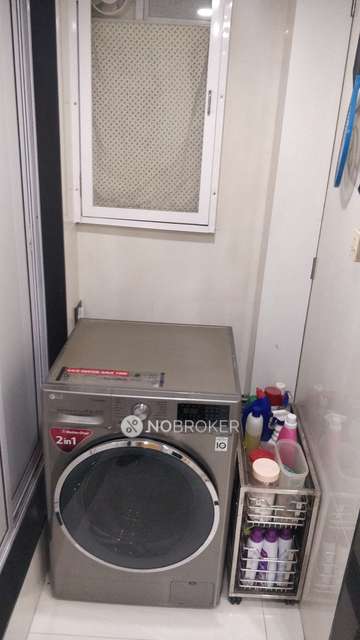 2 BHK Flat In Est Chs For Sale  In Mulund West