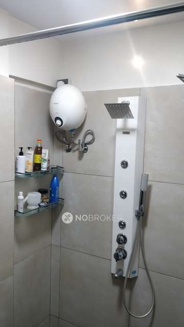 2 BHK Flat In Est Chs For Sale  In Mulund West