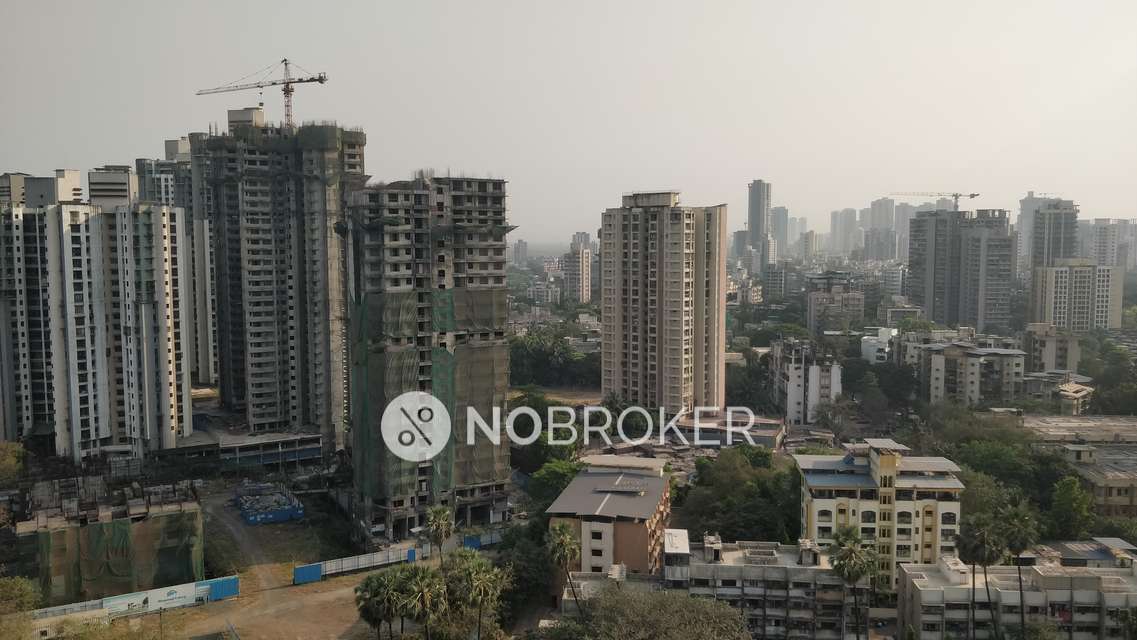 2 BHK Flat In Est Chs For Sale  In Mulund West