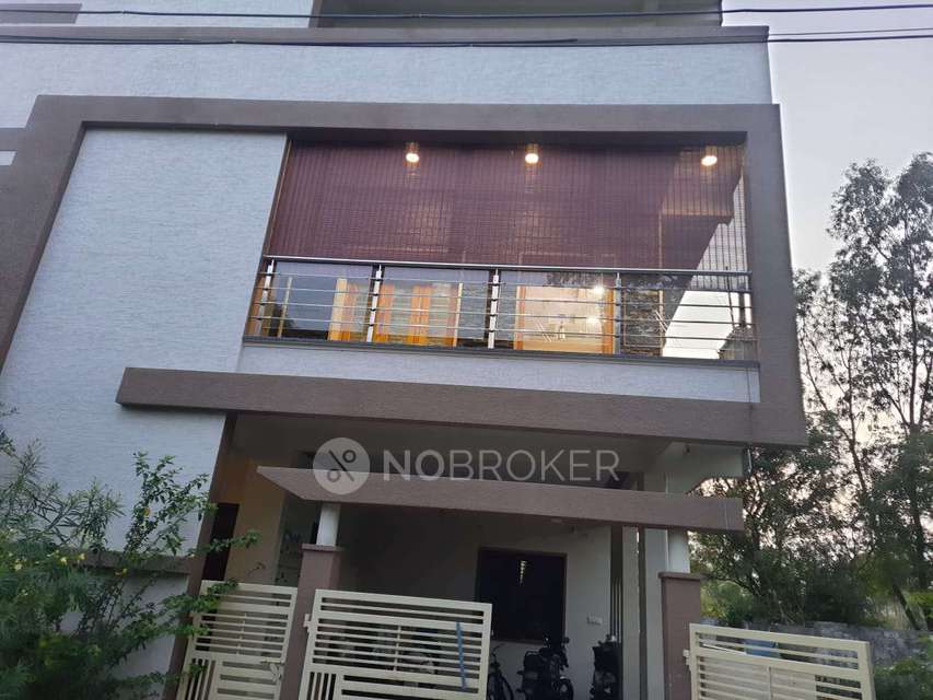 1 RK Flat for Rent  In  Avaragere