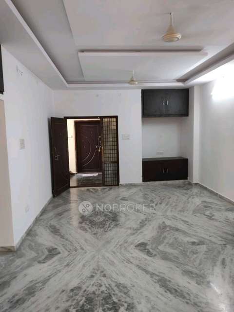 2 BHK Flat In Shah House For Sale  In Tarnaka, 