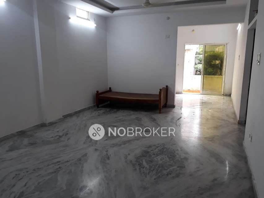 2 BHK Flat In Shah House For Sale  In Tarnaka, 