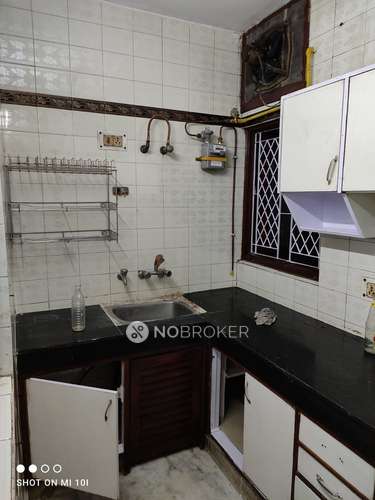 2 BHK Flat In Old Double Story  For Sale  In Lajpat Nagar 4