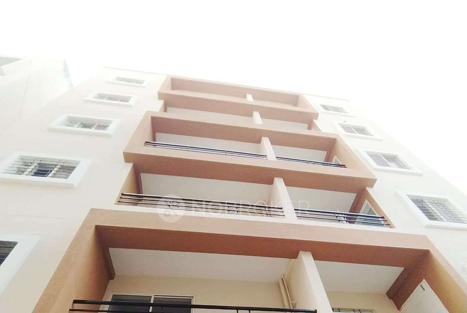 1 BHK Flat In Varad Heights  for Rent  In Hadapsar