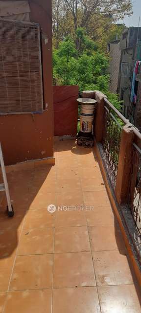 4+ BHK Flat For Sale  In Shahdara