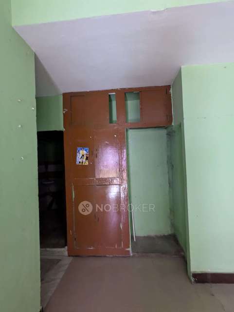 2 BHK Flat In Jayalakshmi Nivas For Sale  In New Nallakunta